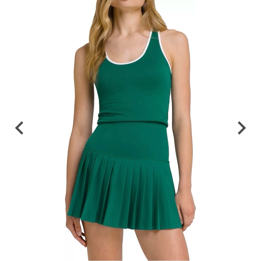Wilson Women’s Fall Midtown Dress Club